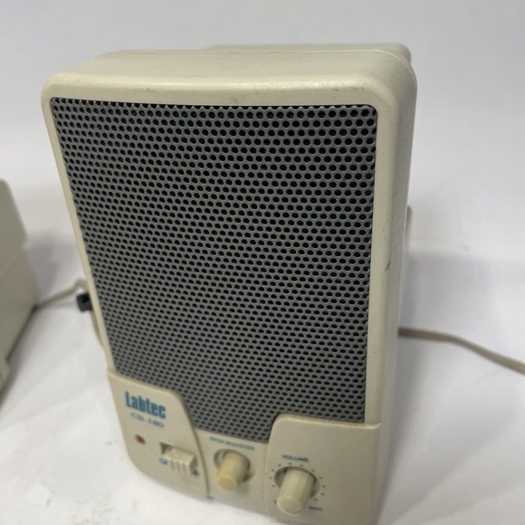 Labtec CS-180 Stereo Computer Speakers System - Picture 3 of 9